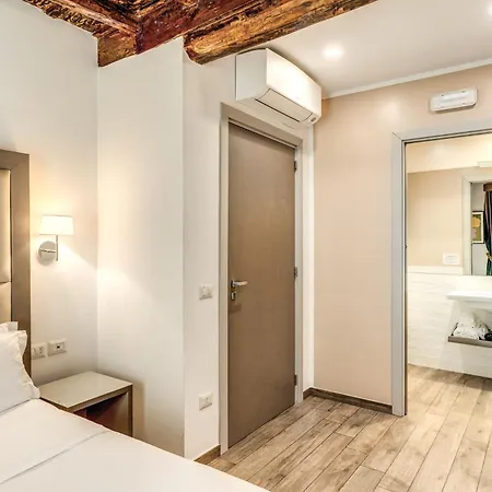 Pensión Reginella 4*