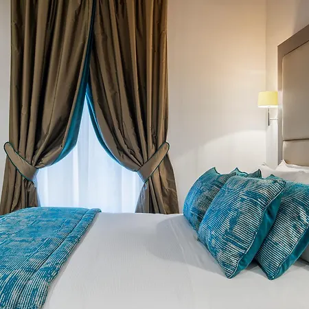 ゲストハウス Reginella ローマ