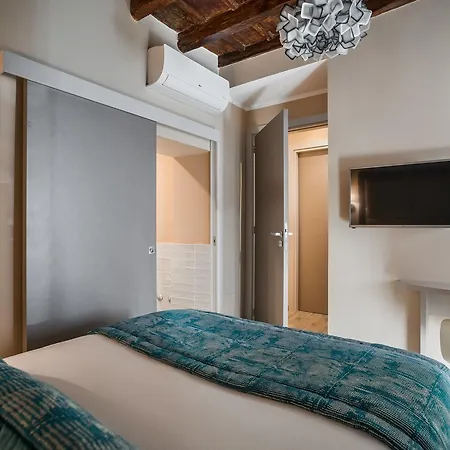 ゲストハウス Reginella ローマ