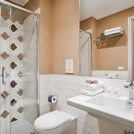 ゲストハウス Reginella ローマ